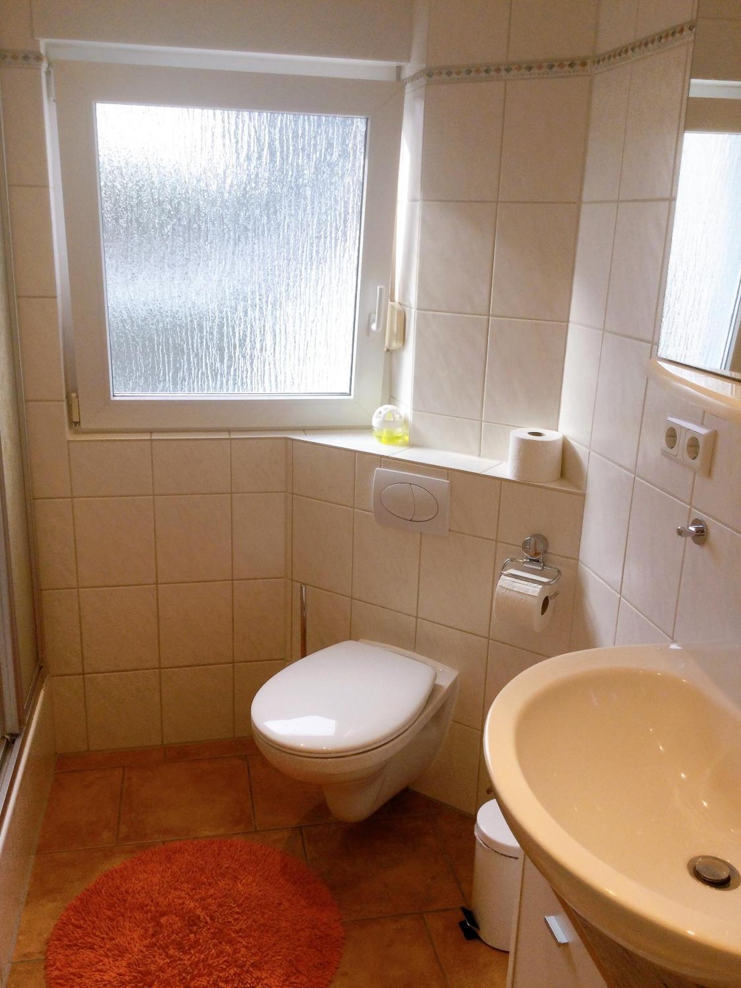 Wohnung Mit Stil Тройсдорф Екстериор снимка